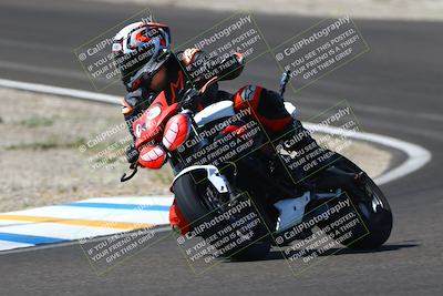 media/Sep-21-2025-TrackDaz (Sun) [[277c75b276]]/C Group/1140pm (Turn 3)/